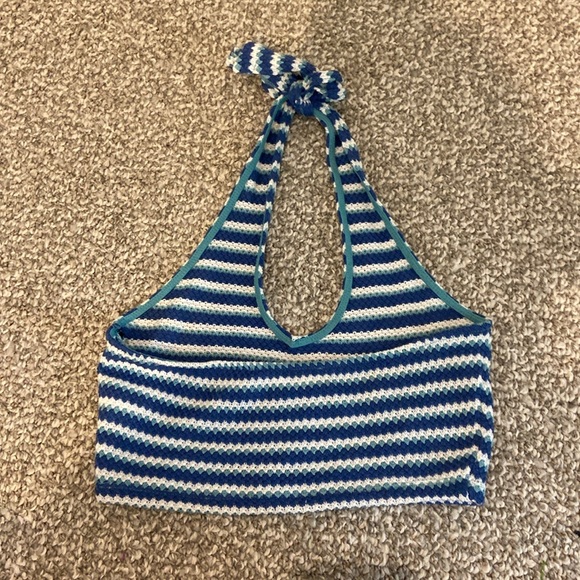 striped halter top crop top - Picture 2 of 3